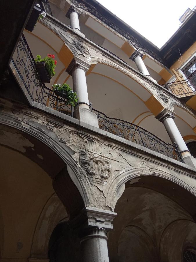 Jolie Apartment in Historical Center Budapest Exterior foto